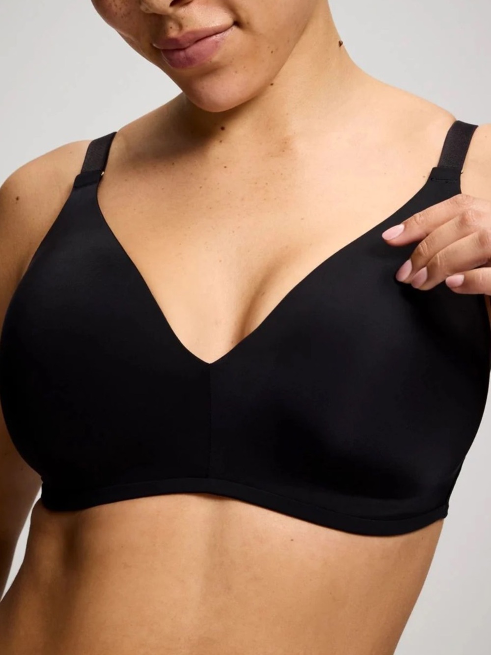 Soma Women's 360 Black Wireless Bra 38DD